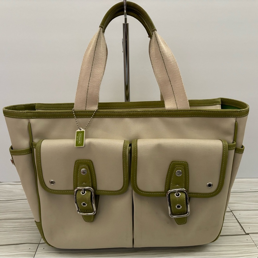 Vintage Coach Hampton Tote  (Feb 2004)